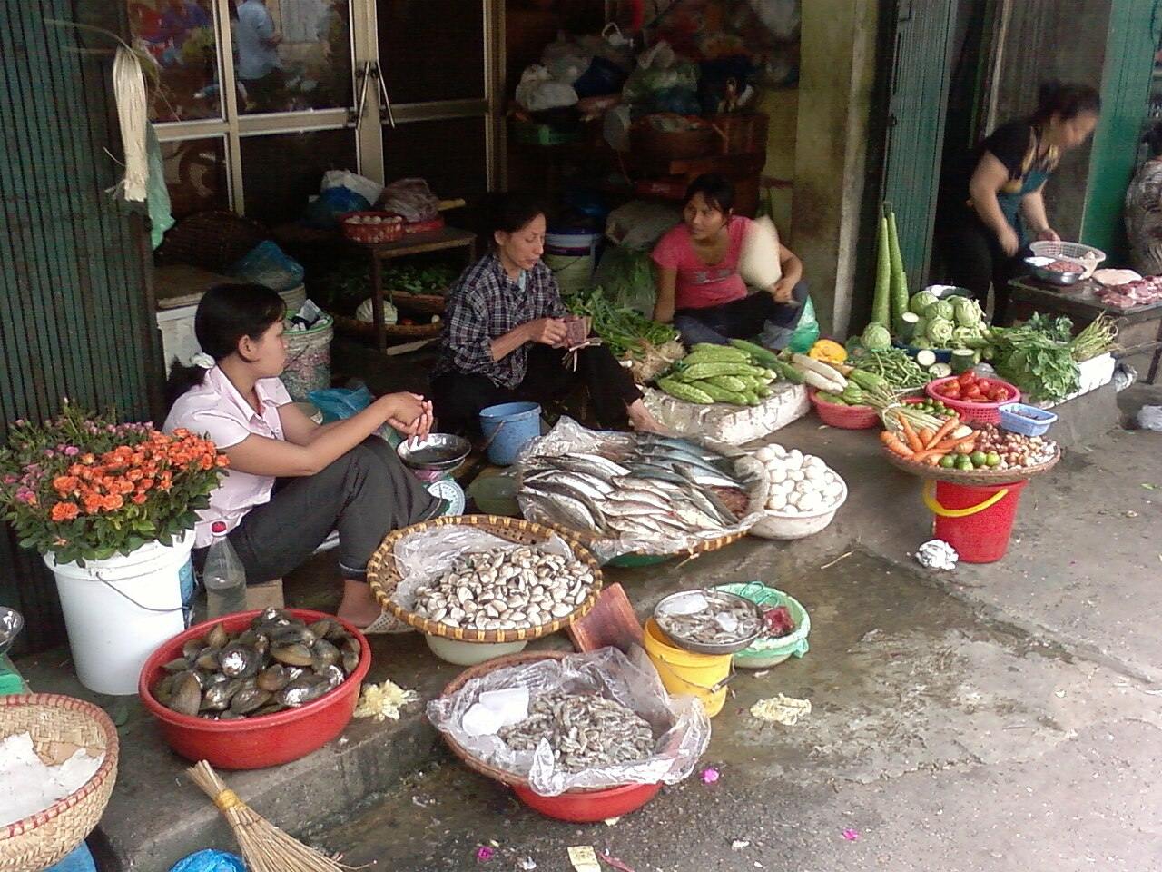 Thanh toán QR ở chợ quê: cách quét đúng và 5 chiêu lừa cần tránh