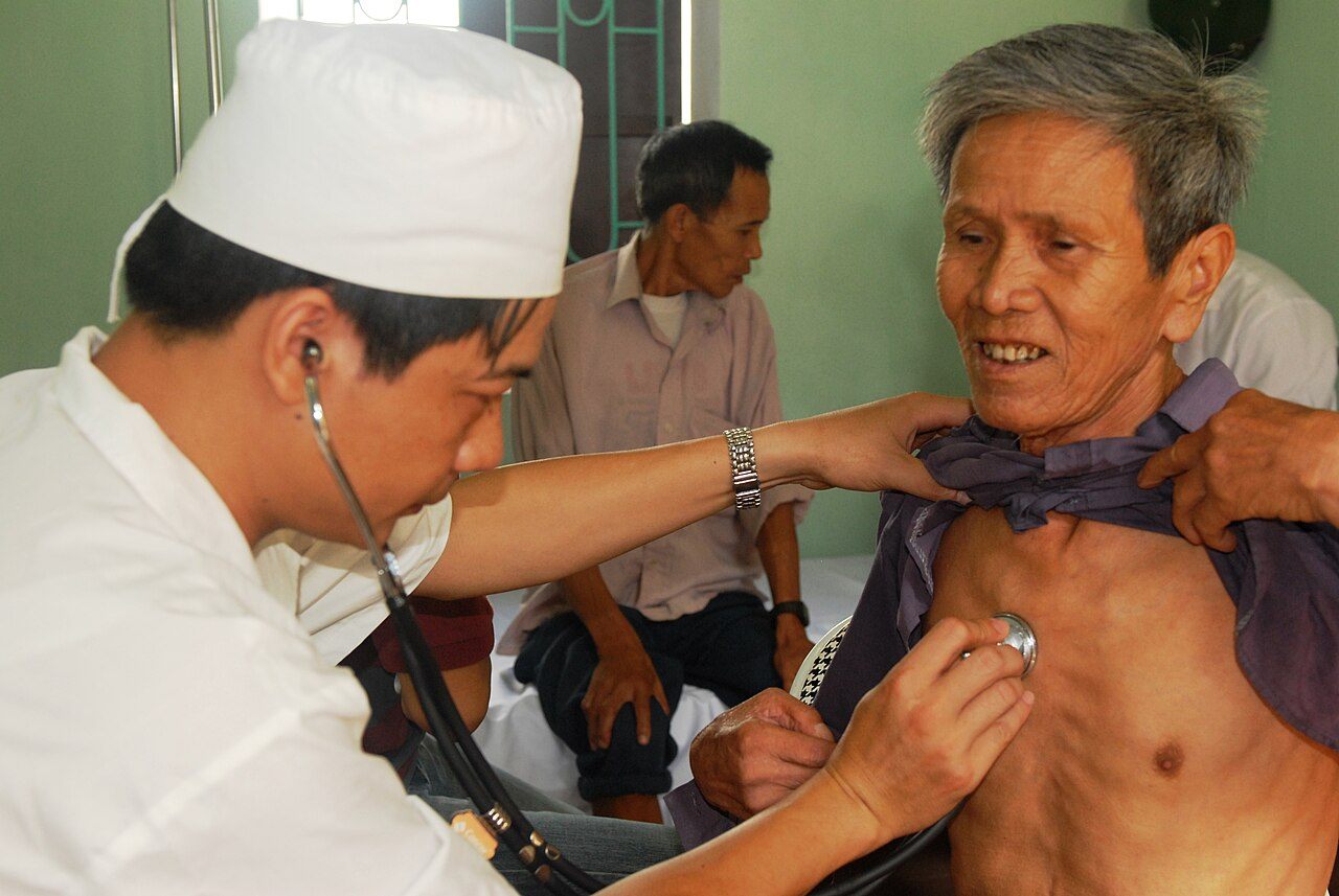 Thanh Hóa dẫn đầu cả nước tích hợp sổ sức khỏe điện tử trên VNeID